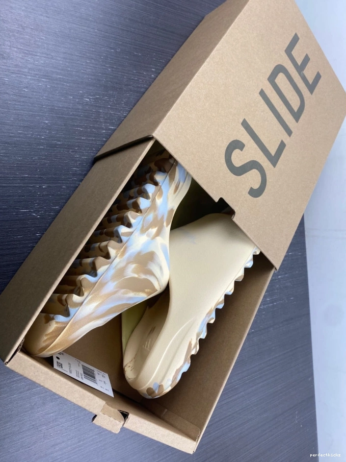 Slide Yeezy GW1932 Adidas 0813